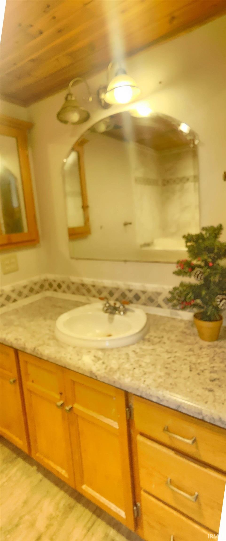 4406 Wooster Road Pierceton, IN 46562 - Photo 22 of 29 Gallery Image 22