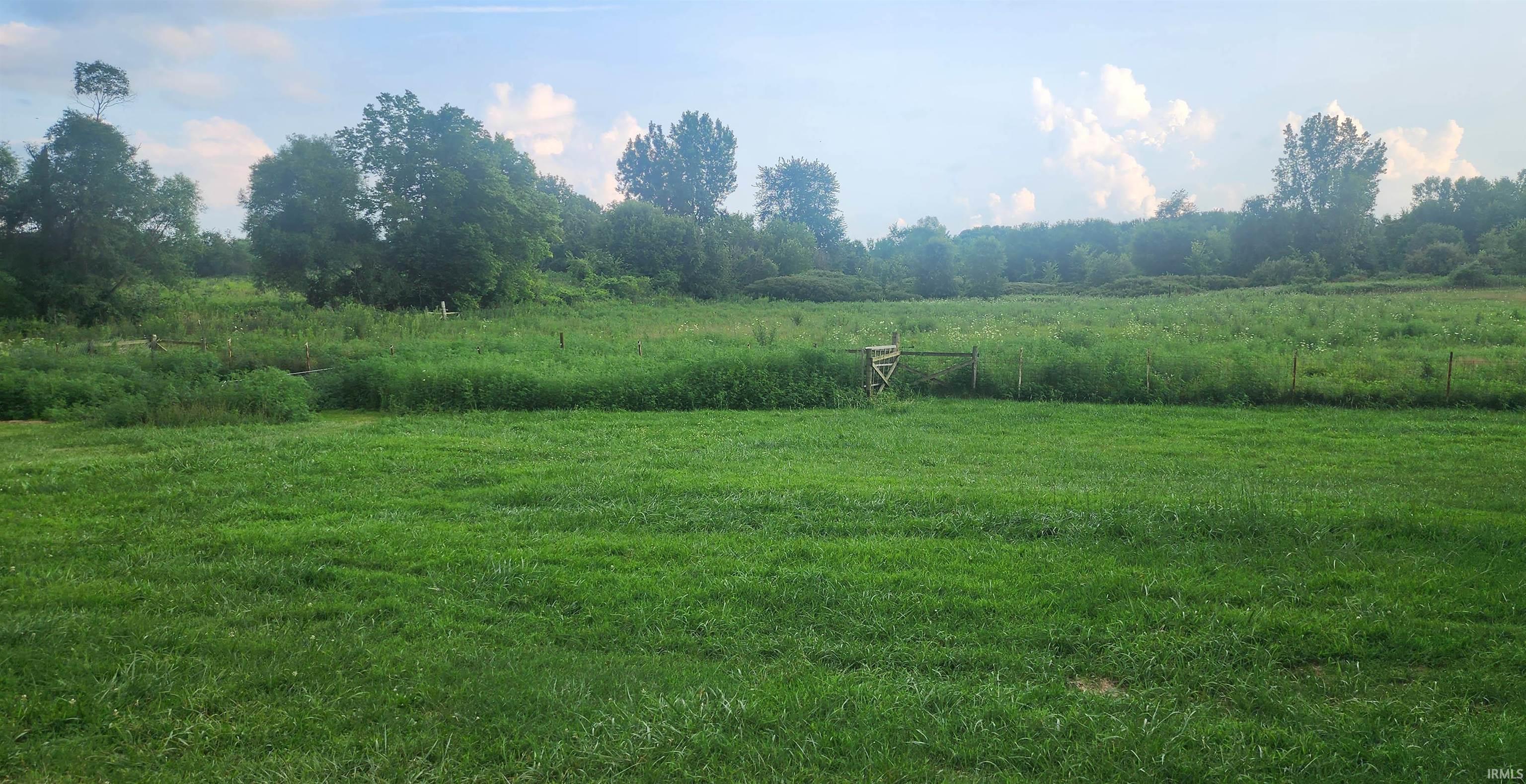 4406 Wooster Road Pierceton, IN 46562 - Photo 7 of 29 Gallery Image 7