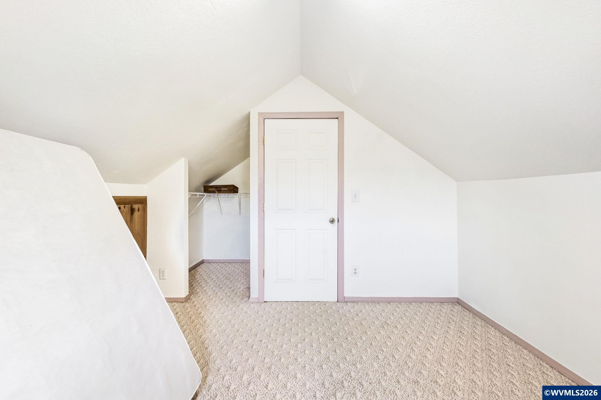 27148 Rowell Hill Road Sweet Home, OR 97386 - Photo 25 of 40