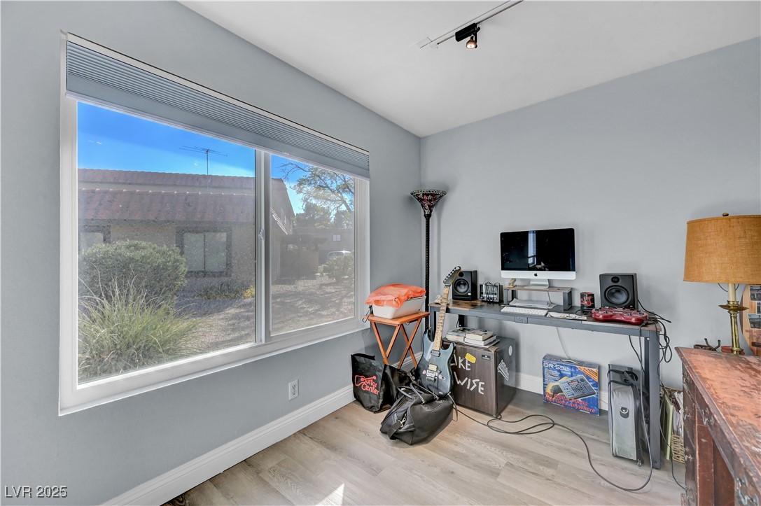 639 Pepper Tree Circle Henderson, NV 89014 - Photo 37 of 48