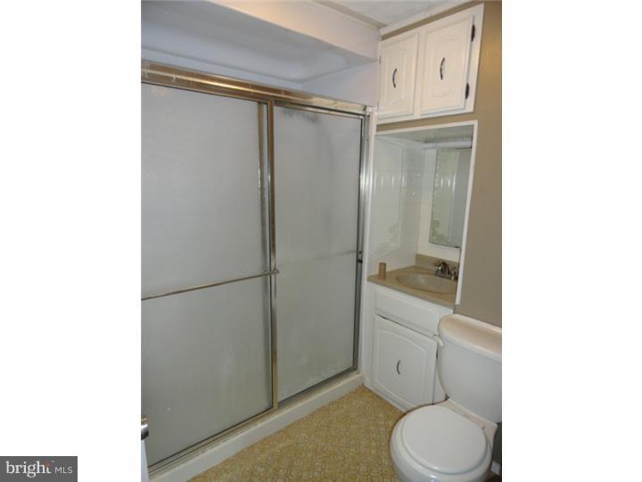 44 Matthews Road Newark, DE 19713 - Photo 15 of 19 Bathroom