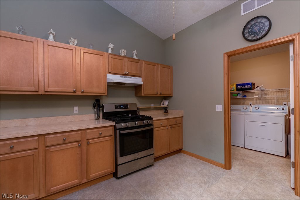282 Meriden Road Painesville, OH 44077 - Photo 11 of 22 Gallery Image 11