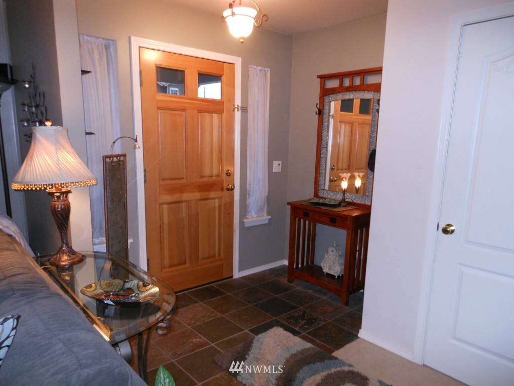 2100 Riley Road Mount Vernon, WA 98274 - Photo 2 of 15 Gallery Image 2