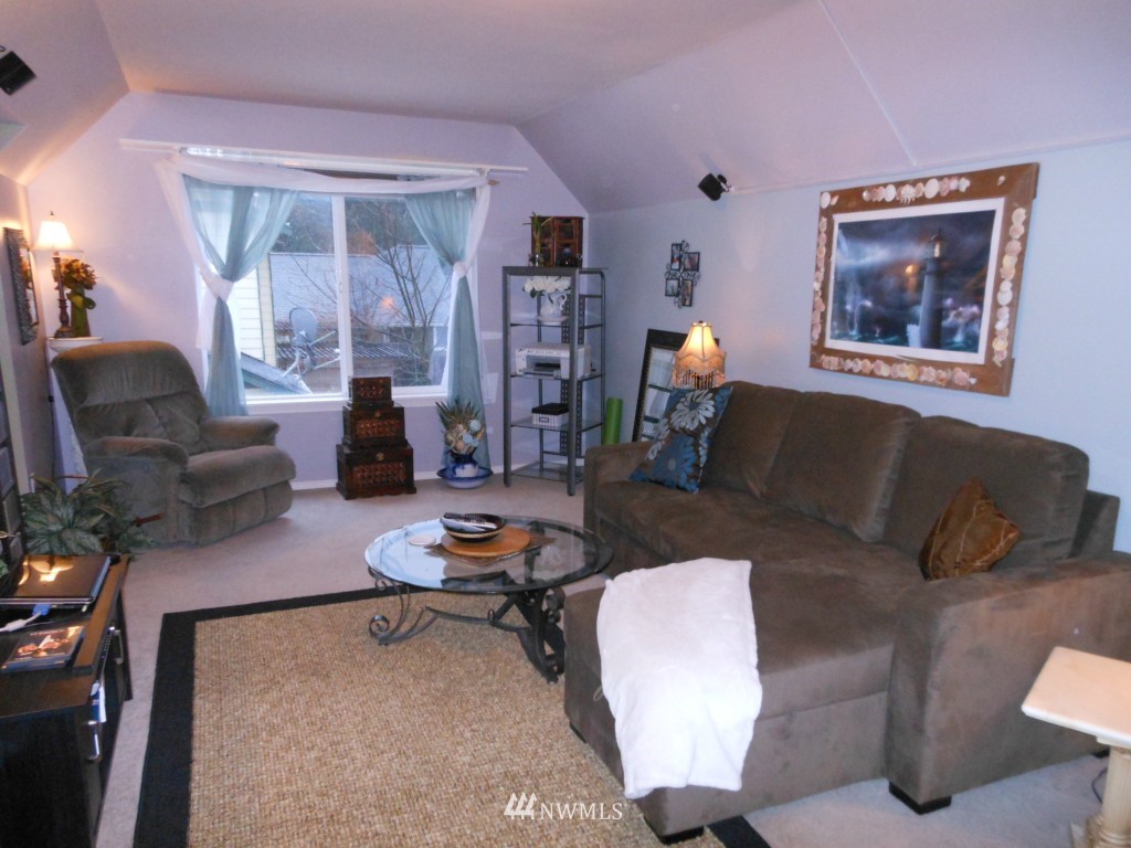 2100 Riley Road Mount Vernon, WA 98274 - Photo 8 of 15 Gallery Image 8