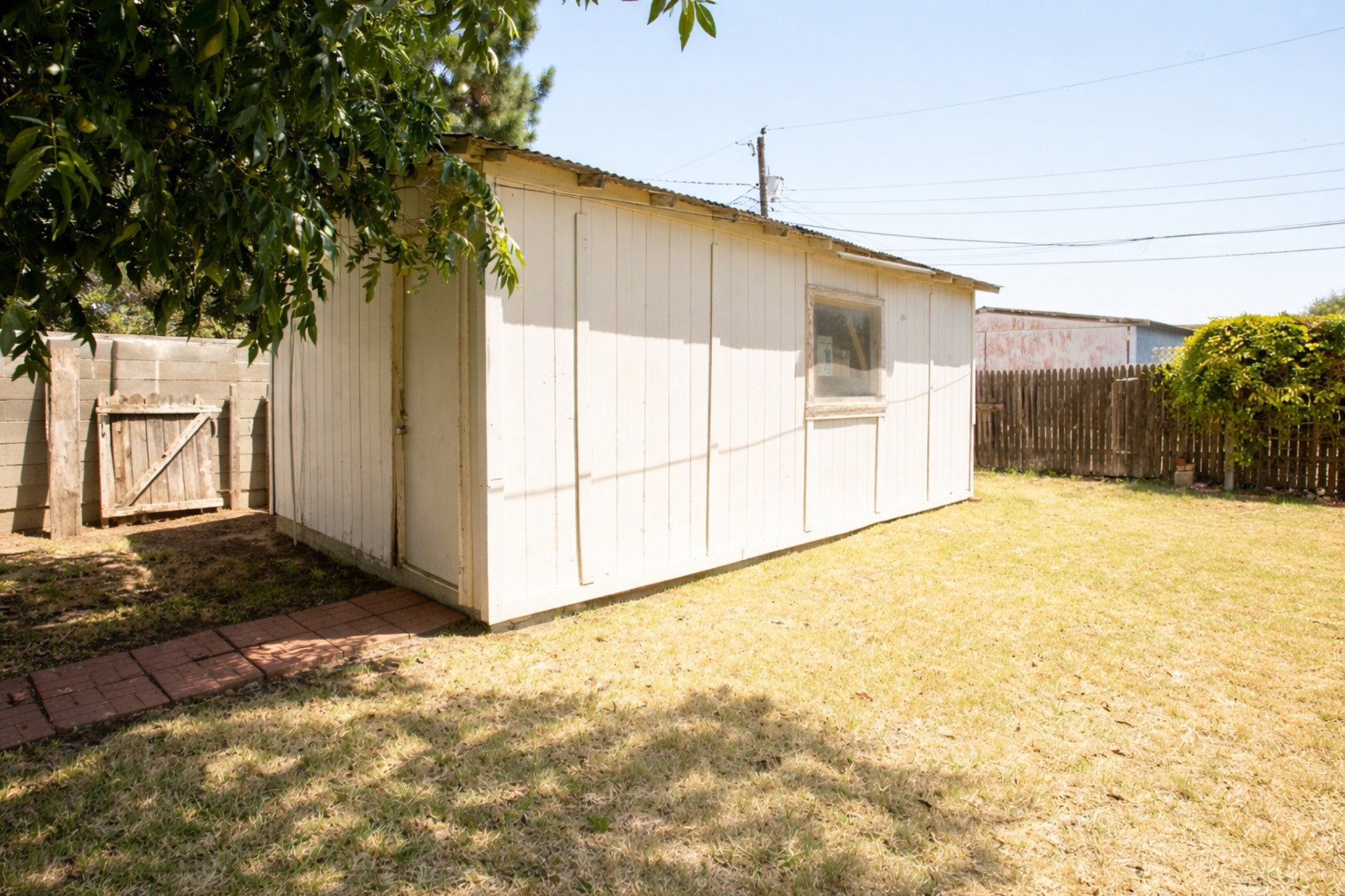 2709 Rebecca Drive Big Spring, TX 79720 - Photo 14 of 16 a view of a backyard of the house
