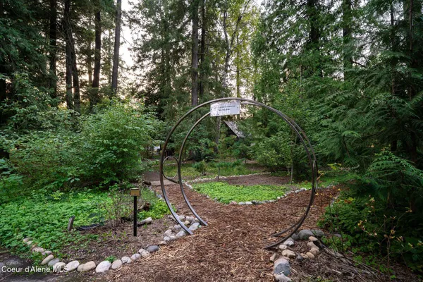 $369,000 | 424 South Olive Avenue, Unit 204, Sandpoint, ID 83864