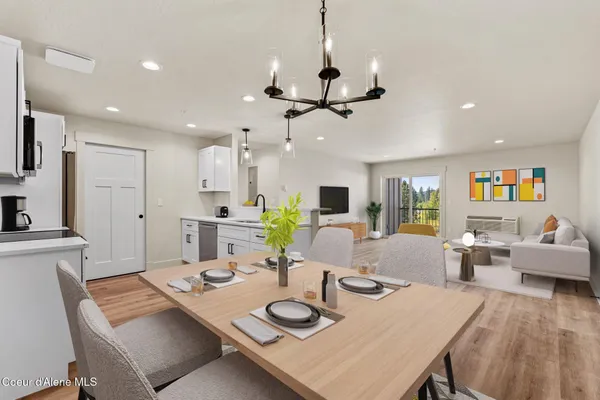$369,000 | 424 South Olive Avenue, Unit 204, Sandpoint, ID 83864