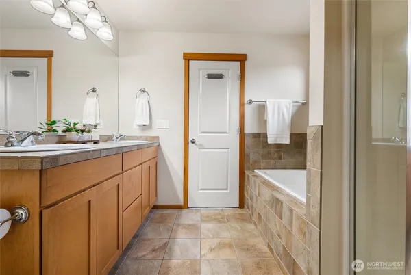 $579,800 | 5110 153rd Place Southwest, Unit A, Edmonds, WA 98026