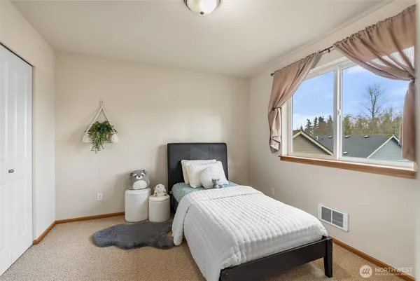 $579,800 | 5110 153rd Place Southwest, Unit A, Edmonds, WA 98026