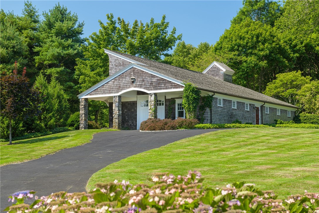 340 East Shore Road Jamestown, RI 02835 - Photo 15 of 50 EXCEPTIONAL STORAGE FOR PATIO FUNITURE, CARS, BOATS