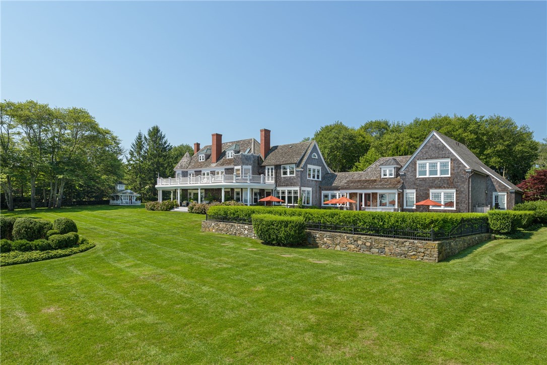 340 East Shore Road Jamestown, RI 02835 - Photo 6 of 50 LUSH REAR LAWN