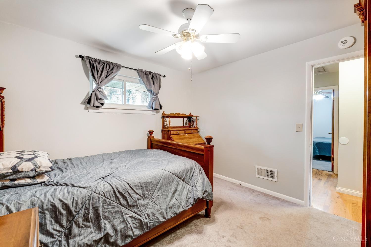 138 Lowland Road Cincinnati, OH 45233 - Photo 20 of 42 Gallery Image 20