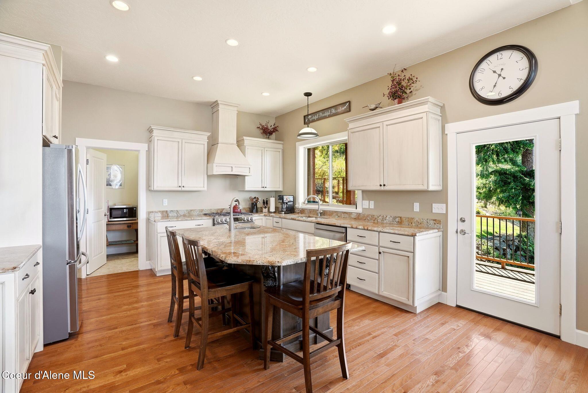 2212 South Silver Beach Road Coeur D'Alene, ID 83814 - Photo 19 of 112 Well Equipped Chef's Kitchen