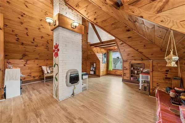 $250,000 | 701 Cowan Avenue, Jeannette, PA 15644
