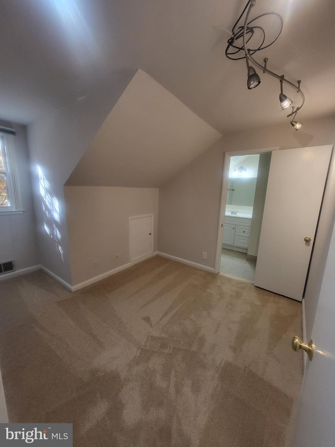 3279 South Stafford Street, Unit B1 Arlington, VA 22206 - Photo 33 of 39