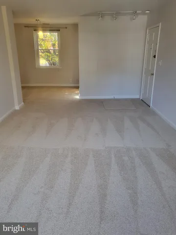 $3,000 | 3279 South Stafford Street, Unit B1, Arlington, VA 22206