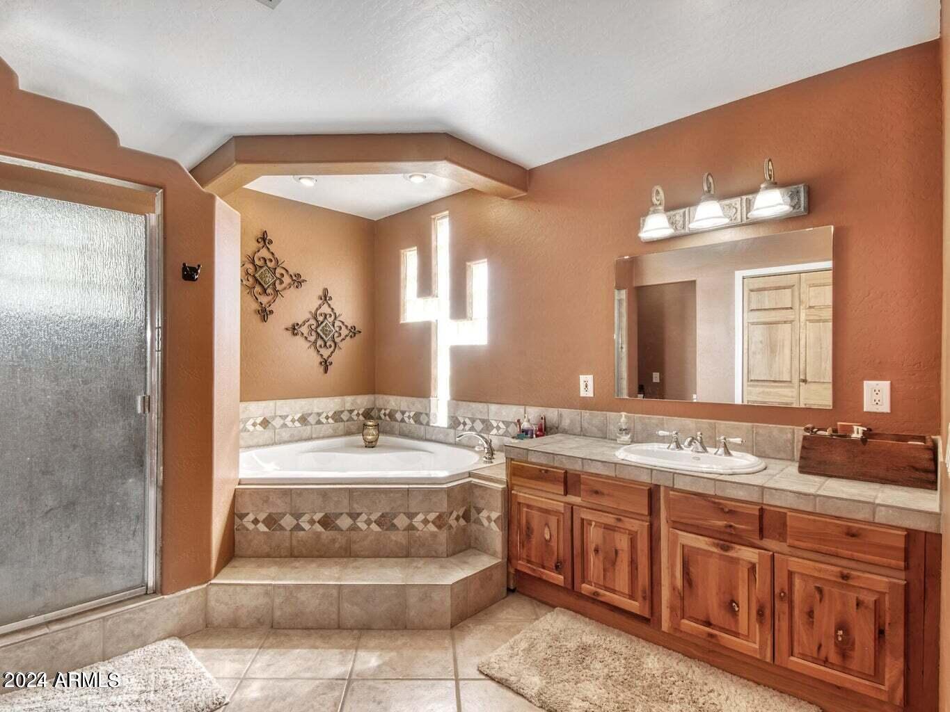 20102 West Camelback Road Litchfield Park, AZ 85340 - Photo 25 of 41 Primary Bath
