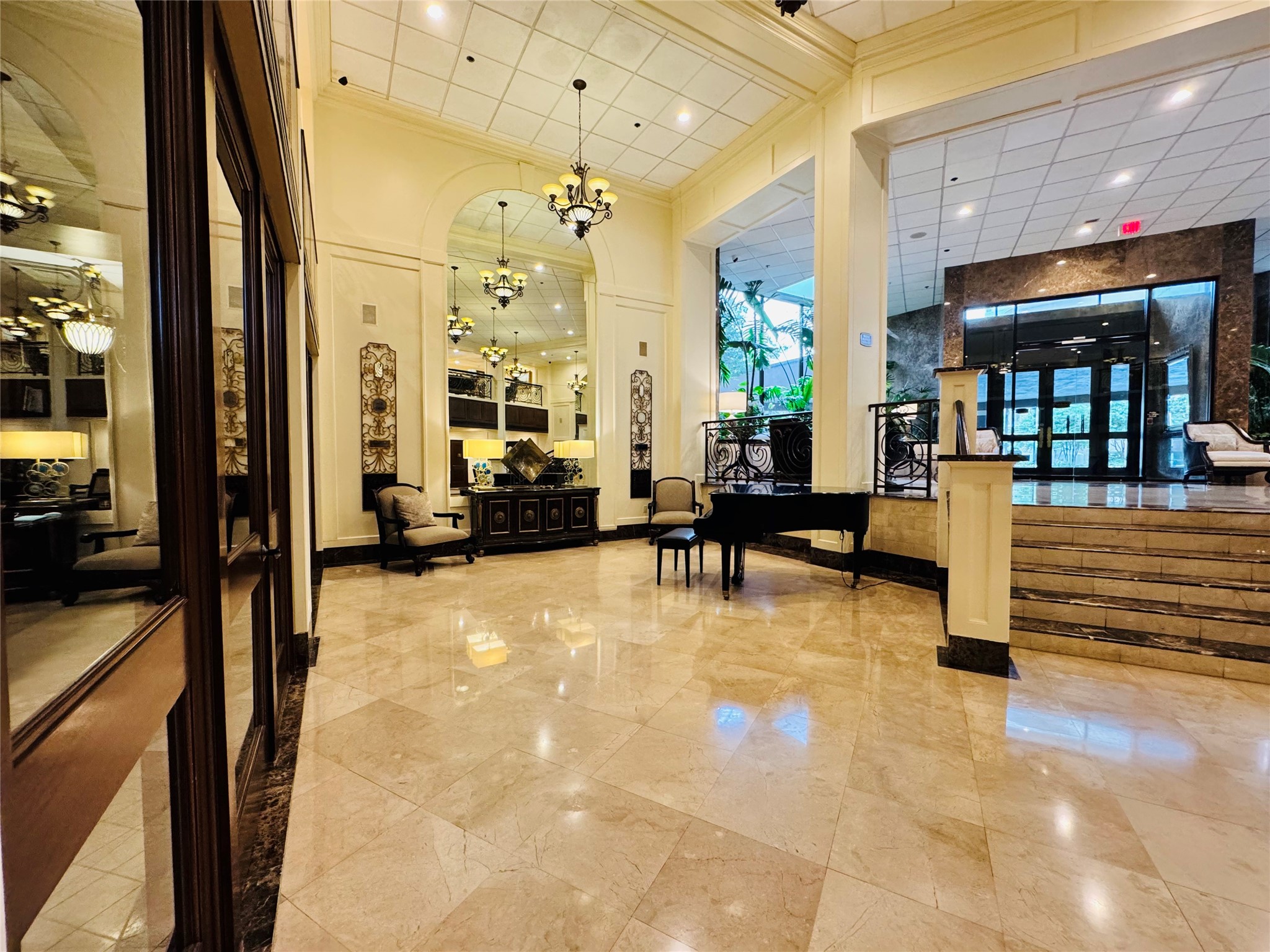 3525 Sage Road, Unit 513 Houston, TX 77056 - Photo 12 of 40 Gallery Image 12