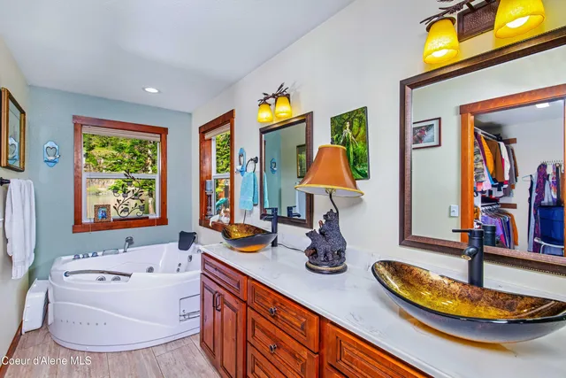 $1,500,000 | 241 North River Lake Drive, Clark Fork, ID 83811