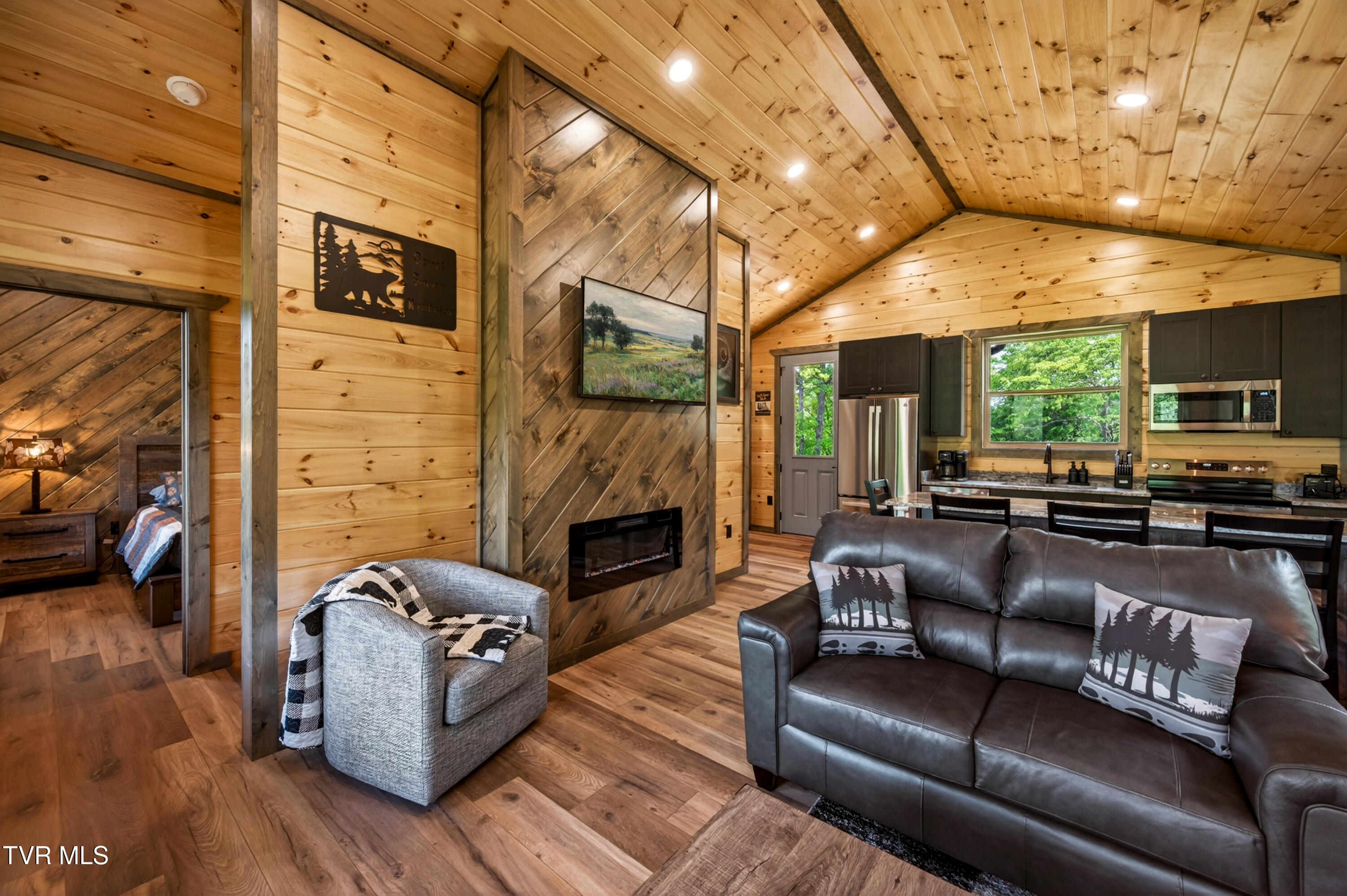 756 Ski View Lane Sevierville, TN 37876 - Photo 10 of 48 DSC_8122-Edit