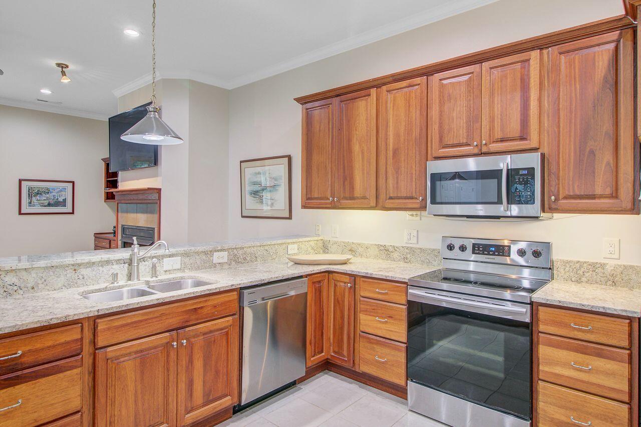 10088 Hercules Road McClellanville, SC 29458 - Photo 13 of 49 18