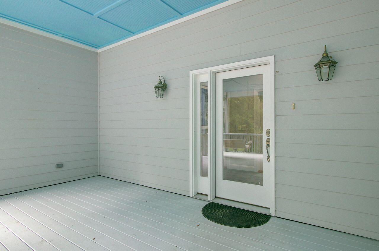 10088 Hercules Road McClellanville, SC 29458 - Photo 6 of 49 7