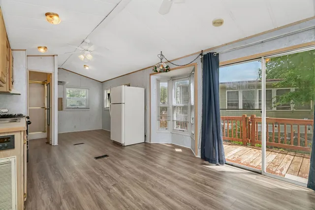 $110,000 | 82 Dinosaur Road, Wilmington, IL 60481