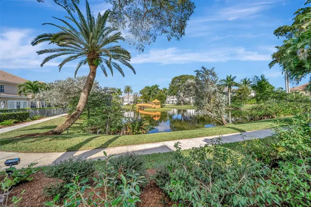 $1,600,000 | 1427 Southwest 23rd Street, Fort Lauderdale, FL 33315