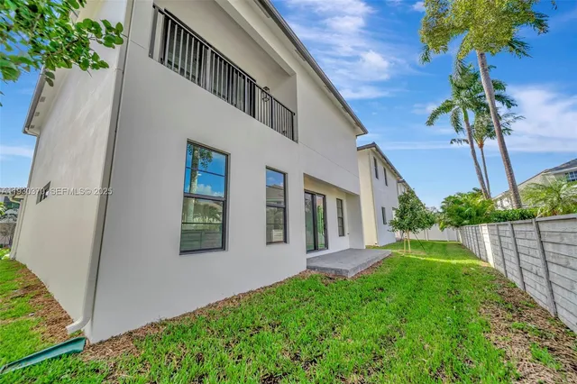 $1,600,000 | 1427 Southwest 23rd Street, Fort Lauderdale, FL 33315