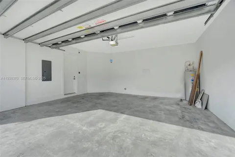 $1,600,000 | 1427 Southwest 23rd Street, Fort Lauderdale, FL 33315