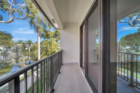 $1,600,000 | 1427 Southwest 23rd Street, Fort Lauderdale, FL 33315