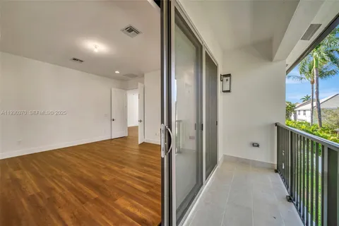 $1,600,000 | 1427 Southwest 23rd Street, Fort Lauderdale, FL 33315