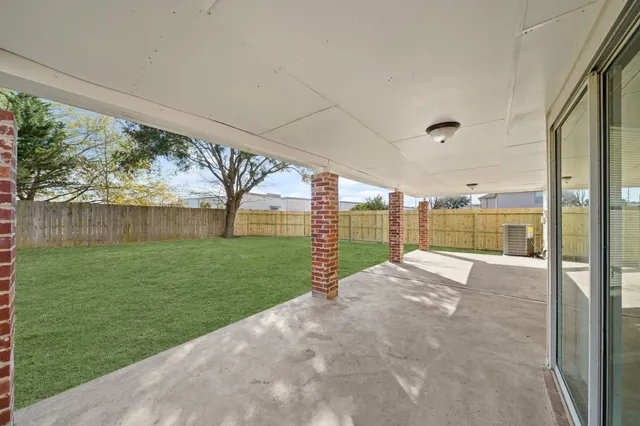 $2,095 | 21619 Knightsbrook Lane, Katy, TX 77449