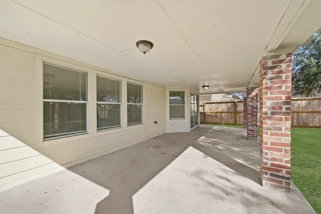 $2,095 | 21619 Knightsbrook Lane, Katy, TX 77449