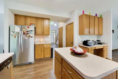 $435,000 | 527 Mara Lynn, Round Lake, IL 60073