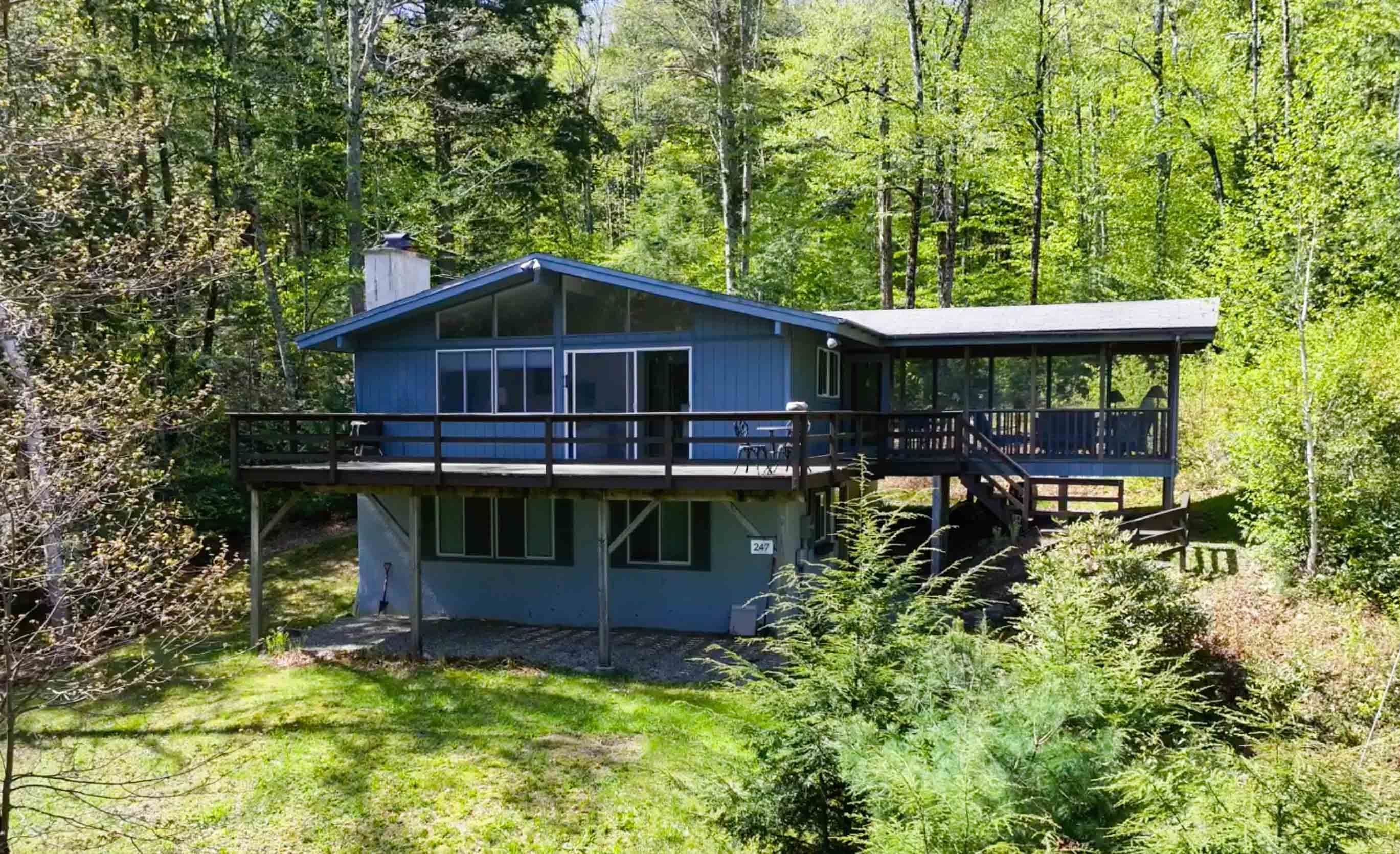 247 Sugarhouse Road New London, NH 03257 - Photo 1 of 24 Gallery Image 1