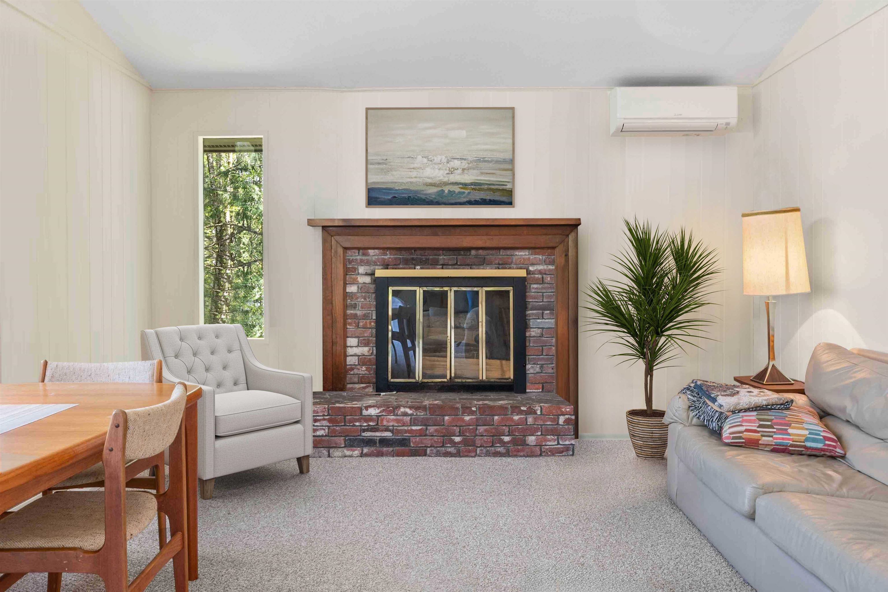 247 Sugarhouse Road New London, NH 03257 - Photo 3 of 24 Gallery Image 3