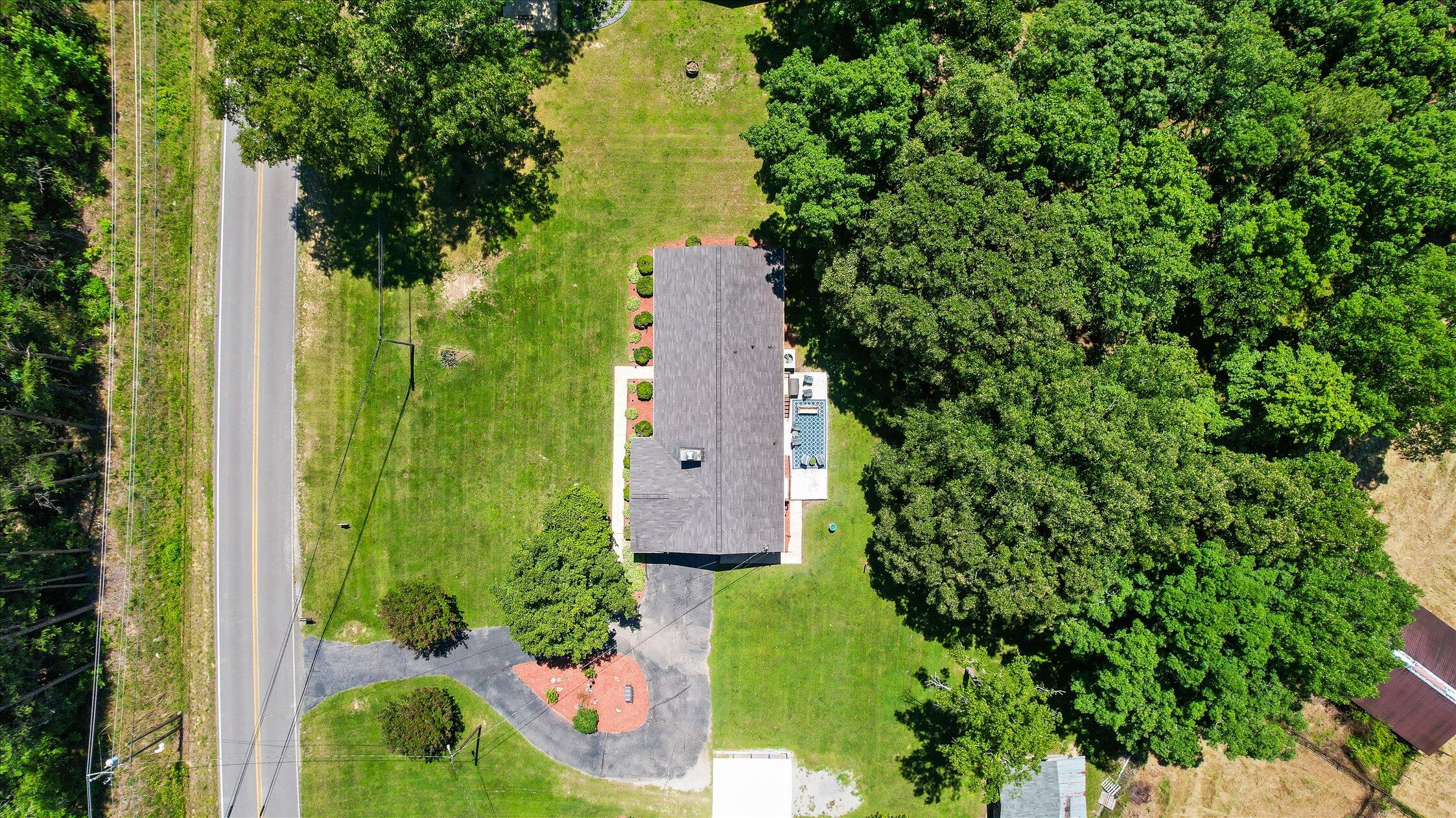 445 Brow Road Trenton, GA 30752 - Photo 5 of 48 10-Brow -39