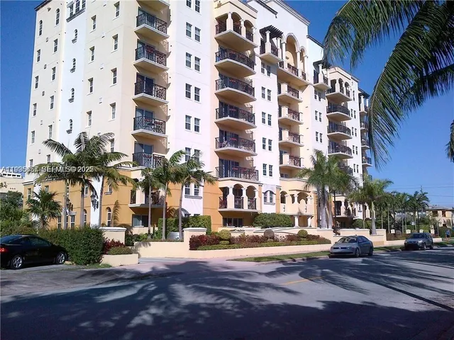 $5,300 | 101 Sidonia Avenue, Unit 301, Coral Gables, FL 33134