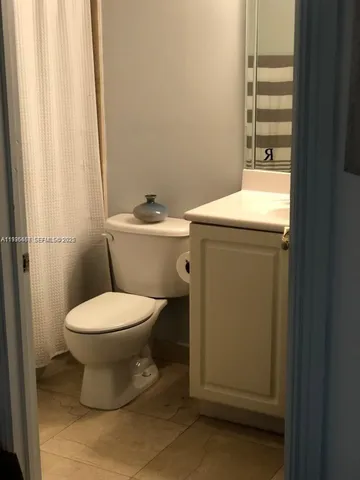 $5,300 | 101 Sidonia Avenue, Unit 301, Coral Gables, FL 33134