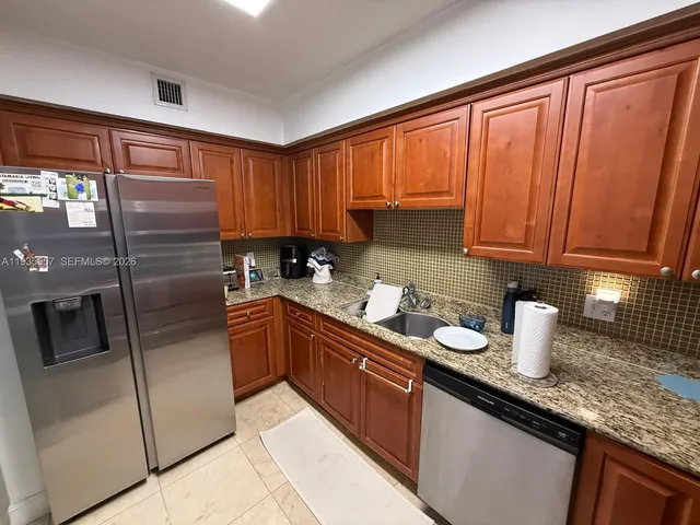 $4,750 | 101 Sidonia Avenue, Unit 301, Coral Gables, FL 33134