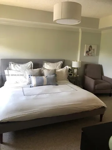 $5,300 | 101 Sidonia Avenue, Unit 301, Coral Gables, FL 33134