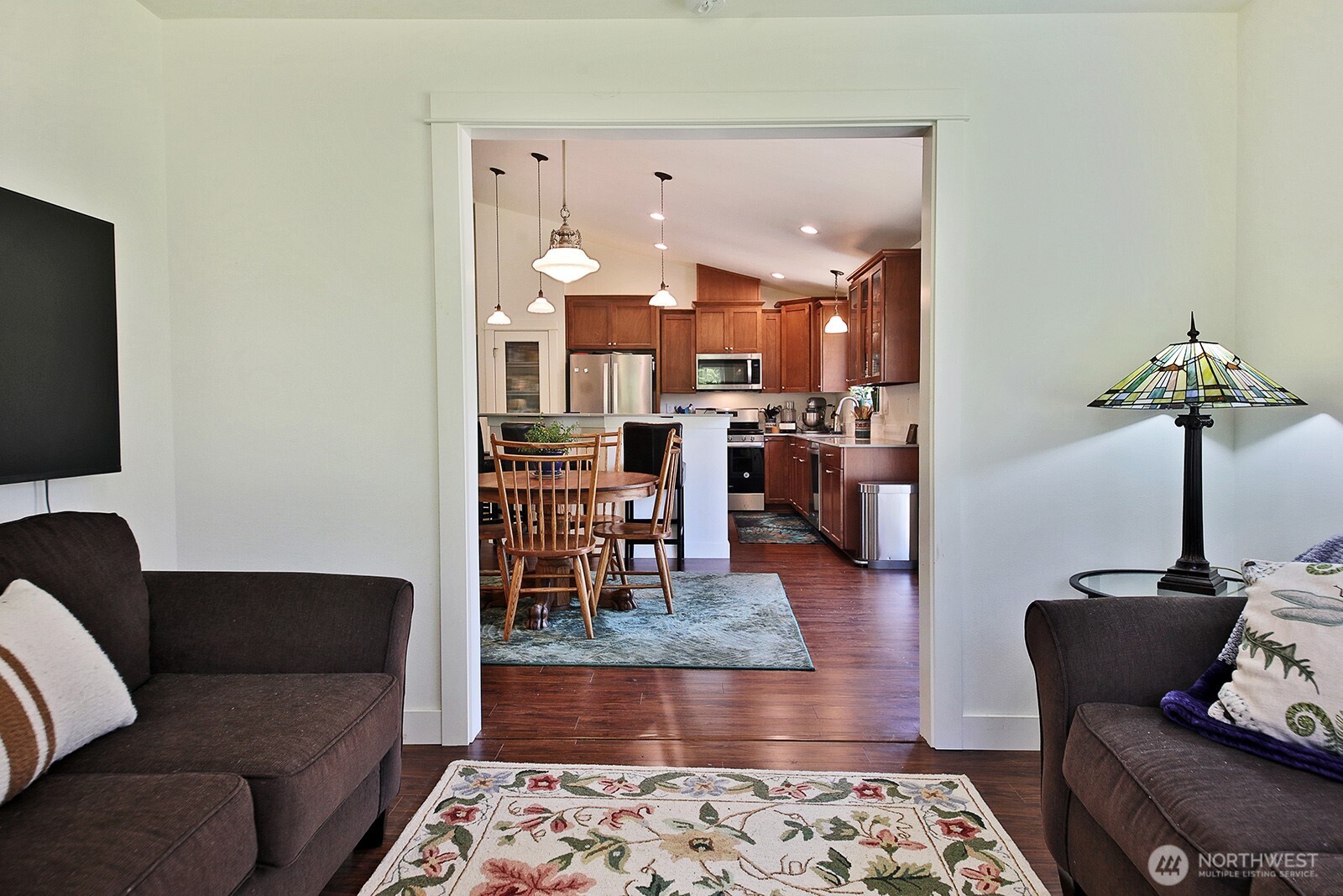 6545 Cultus Bay Road Clinton, WA 98236 - Photo 17 of 40