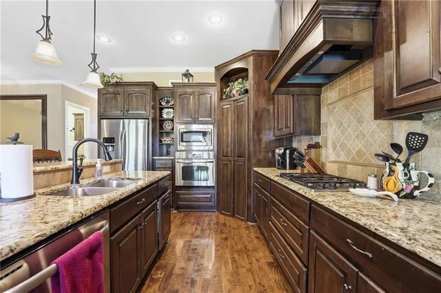 $648,000 | 11792 West 144th Place, Olathe, KS 66062