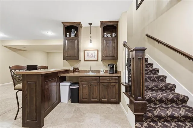 $648,000 | 11792 West 144th Place, Olathe, KS 66062