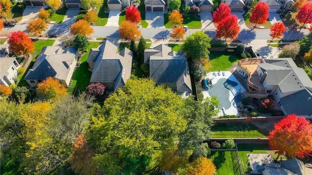 $648,000 | 11792 West 144th Place, Olathe, KS 66062