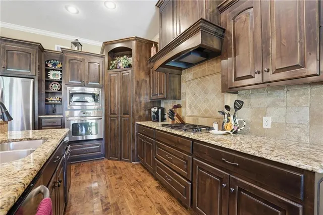 $648,000 | 11792 West 144th Place, Olathe, KS 66062