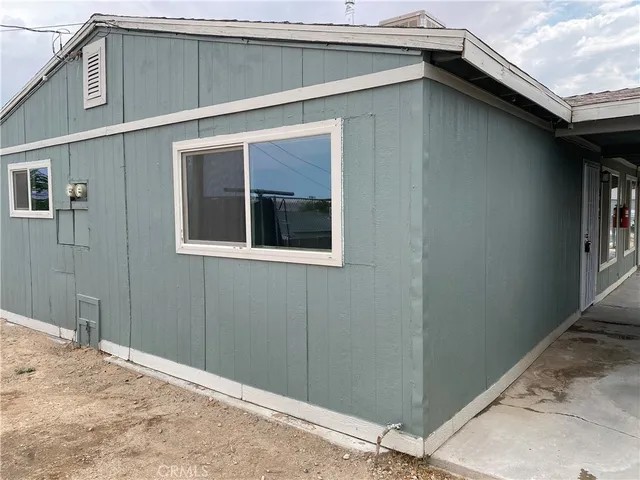 $330,000 | 113 West Fredricks Street, Barstow, CA 92311