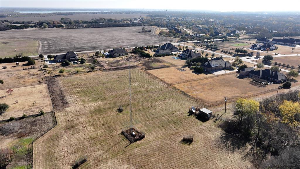 492 West Forest Grove Road Lucas, TX 75002 - Photo 2 of 11 Just a short drive to Lake Lavon.