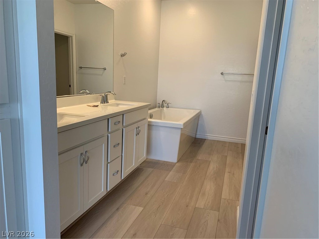 2555 Hampton Road, Unit 7109 Henderson, NV 89052 - Photo 19 of 34 Streamlined cabinetry provides ample storage in this well-appointed utility area.